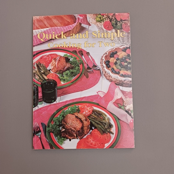 Cookbooks Bundle - Picture 5 of 12